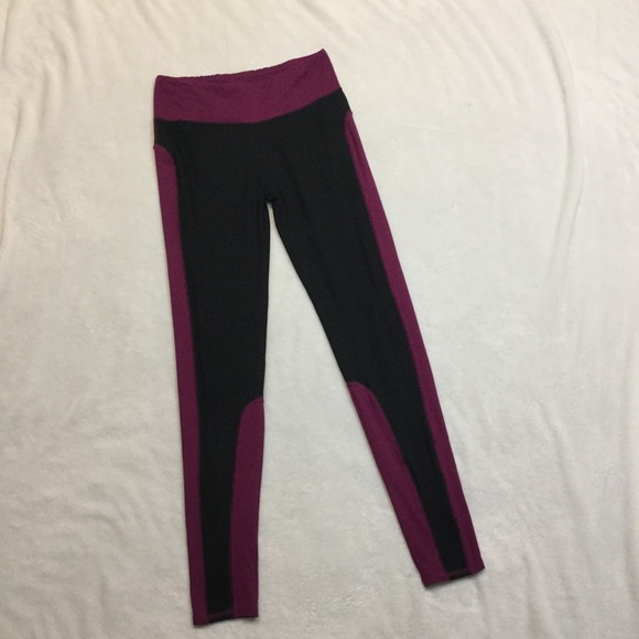 Yoga / Active leggings - Picture 1 of 4